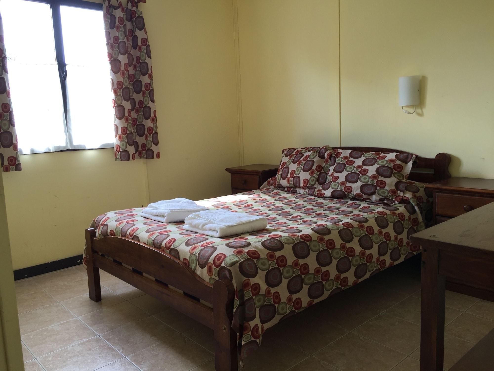 Hostel Los Pioneros El Calafate Eksteriør billede