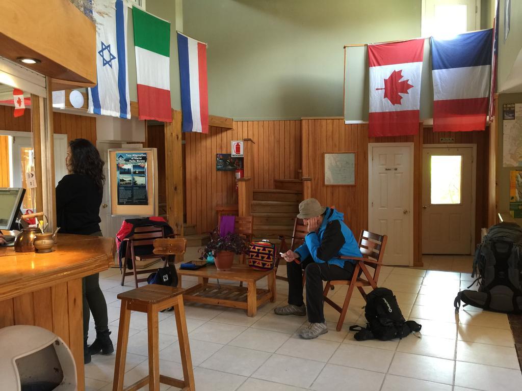 Hostel Los Pioneros El Calafate Eksteriør billede