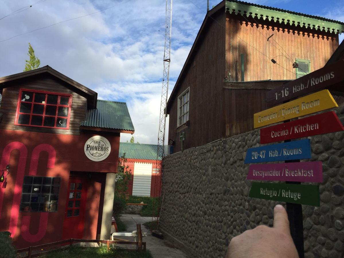 Hostel Los Pioneros El Calafate Eksteriør billede