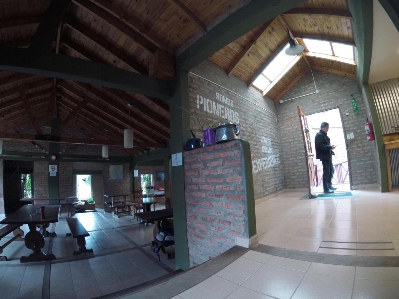 Hostel Los Pioneros El Calafate Eksteriør billede