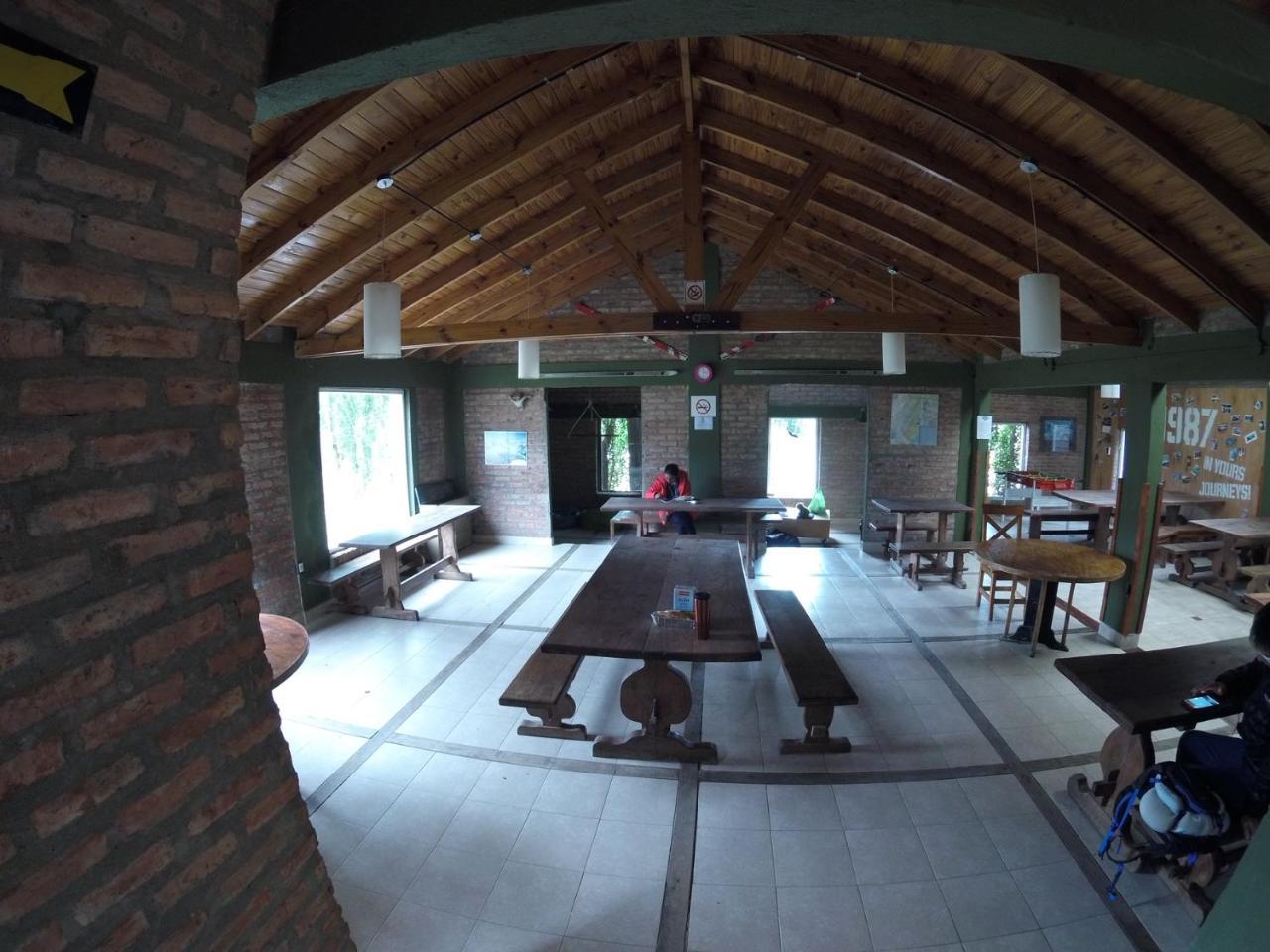 Hostel Los Pioneros El Calafate Eksteriør billede