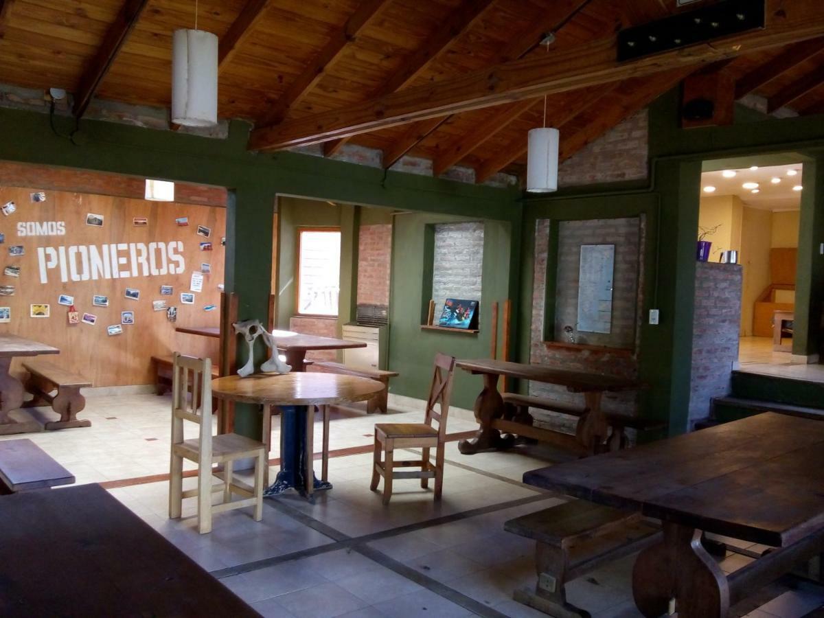 Hostel Los Pioneros El Calafate Eksteriør billede